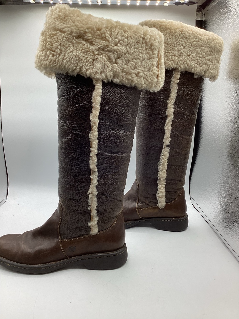 Born Oakdale Leather and Shearling Boots Women’s Size 7.5